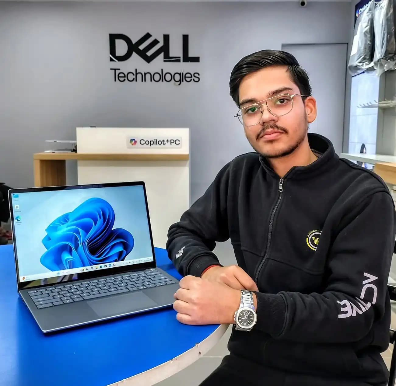 Dell Exclusive Store Yamuna Vihar — photo 3