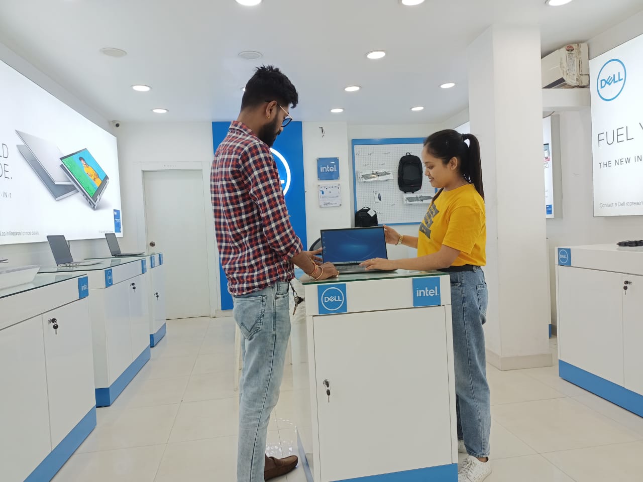 Dell Exclusive Store Guwahati — photo 3