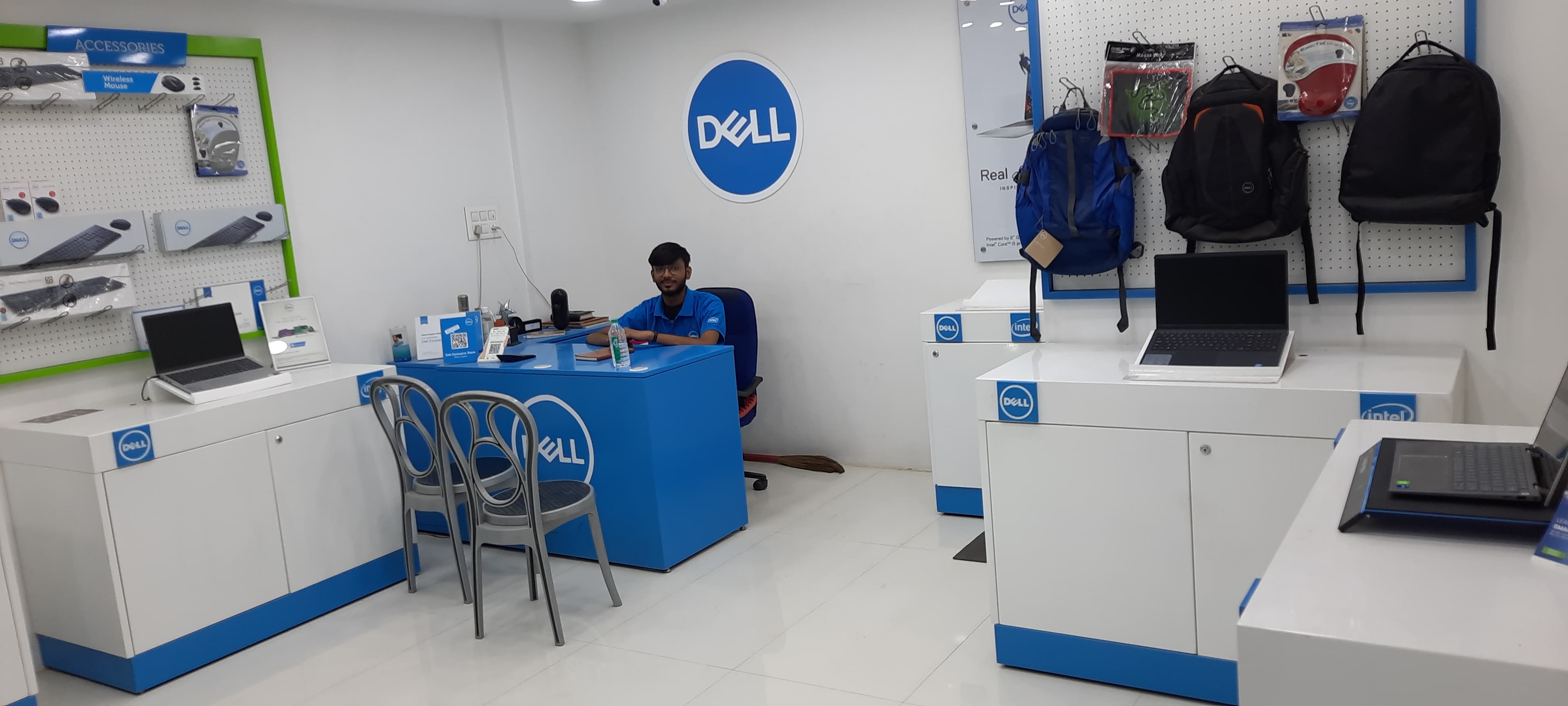 Dell Exclusive Store Morbi — photo 4