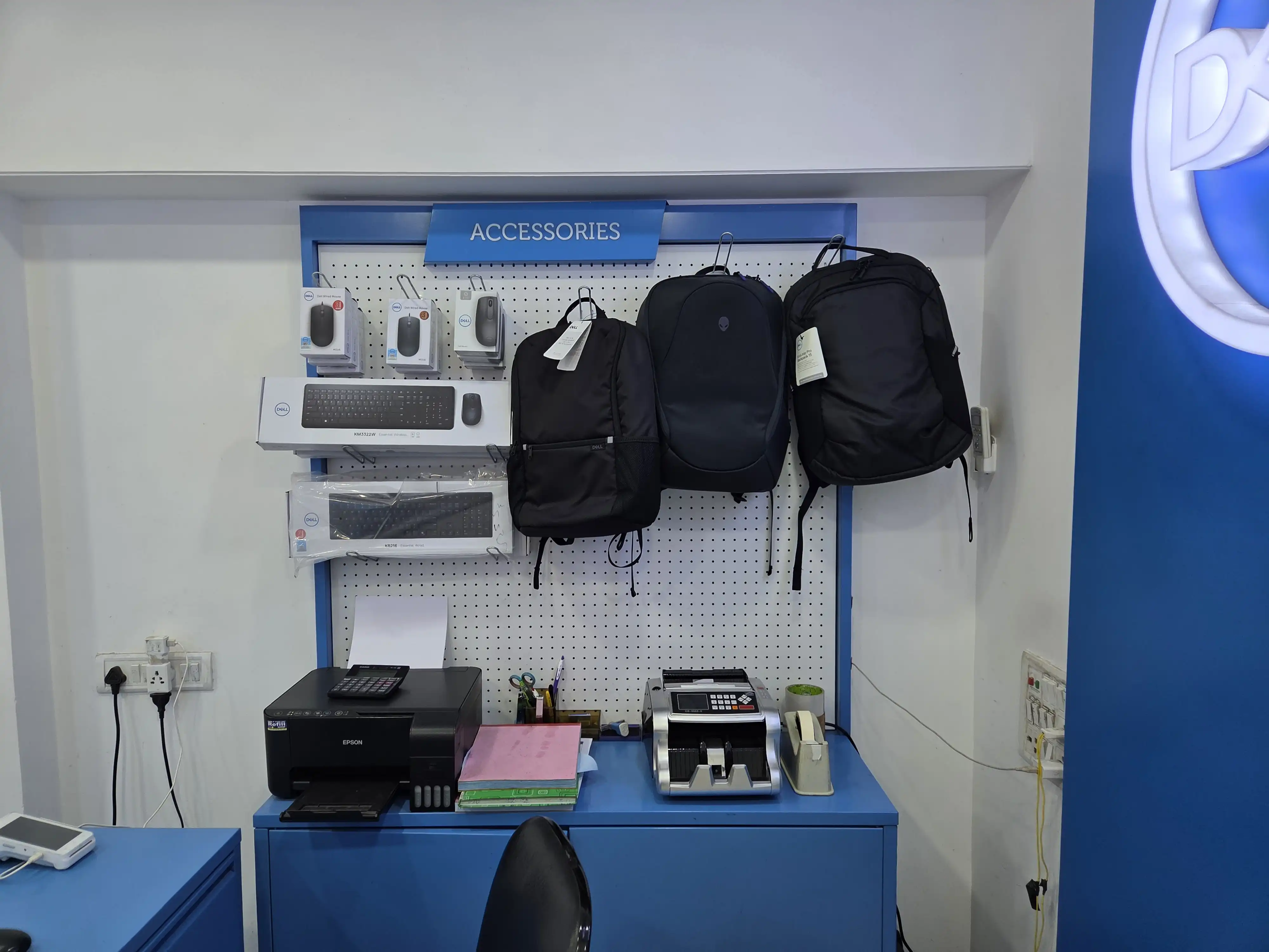 Dell Exclusive Store Adajan — photo 5