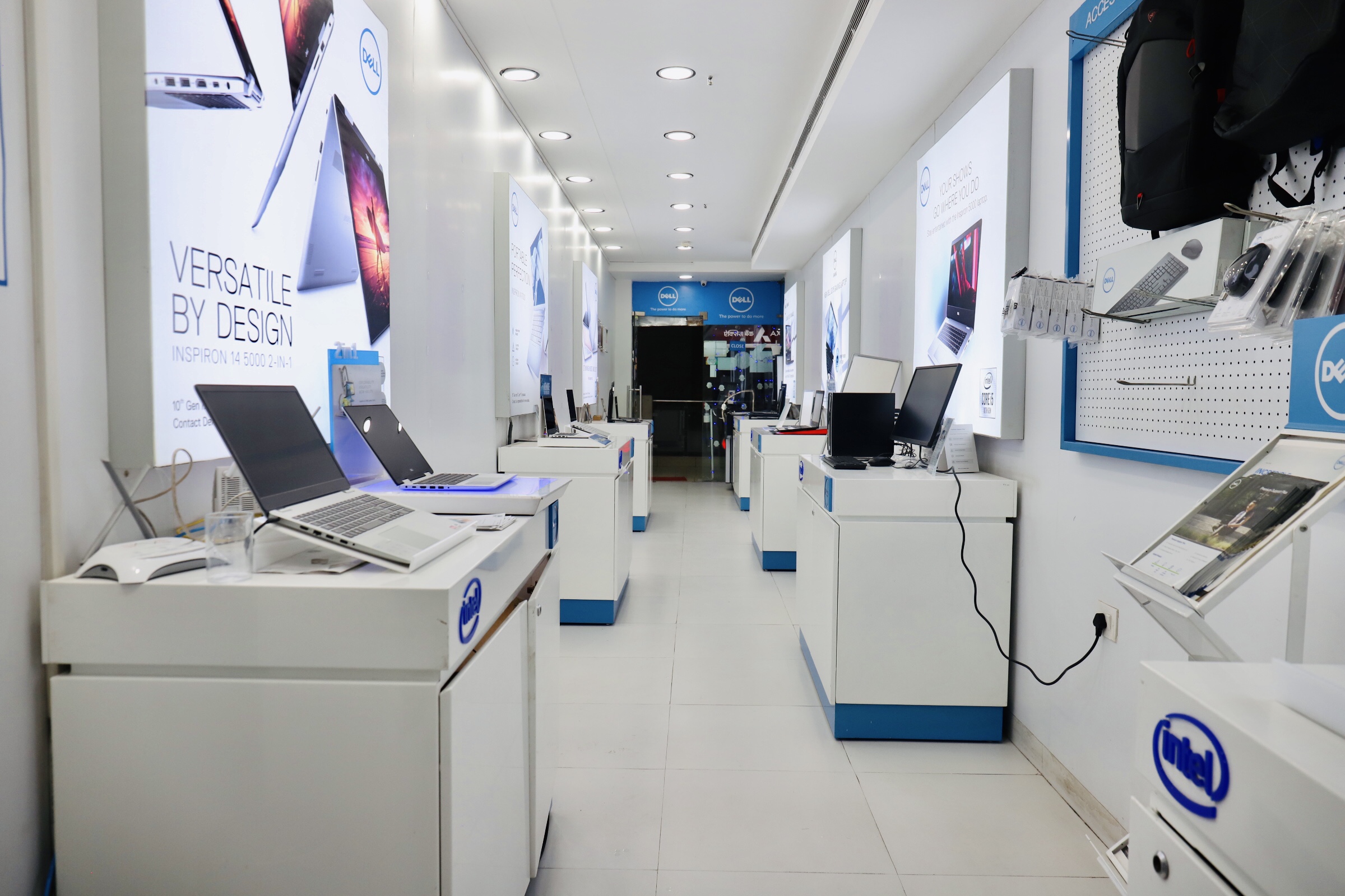 Dell Exclusive Store MGF Megacity Mall — photo 3