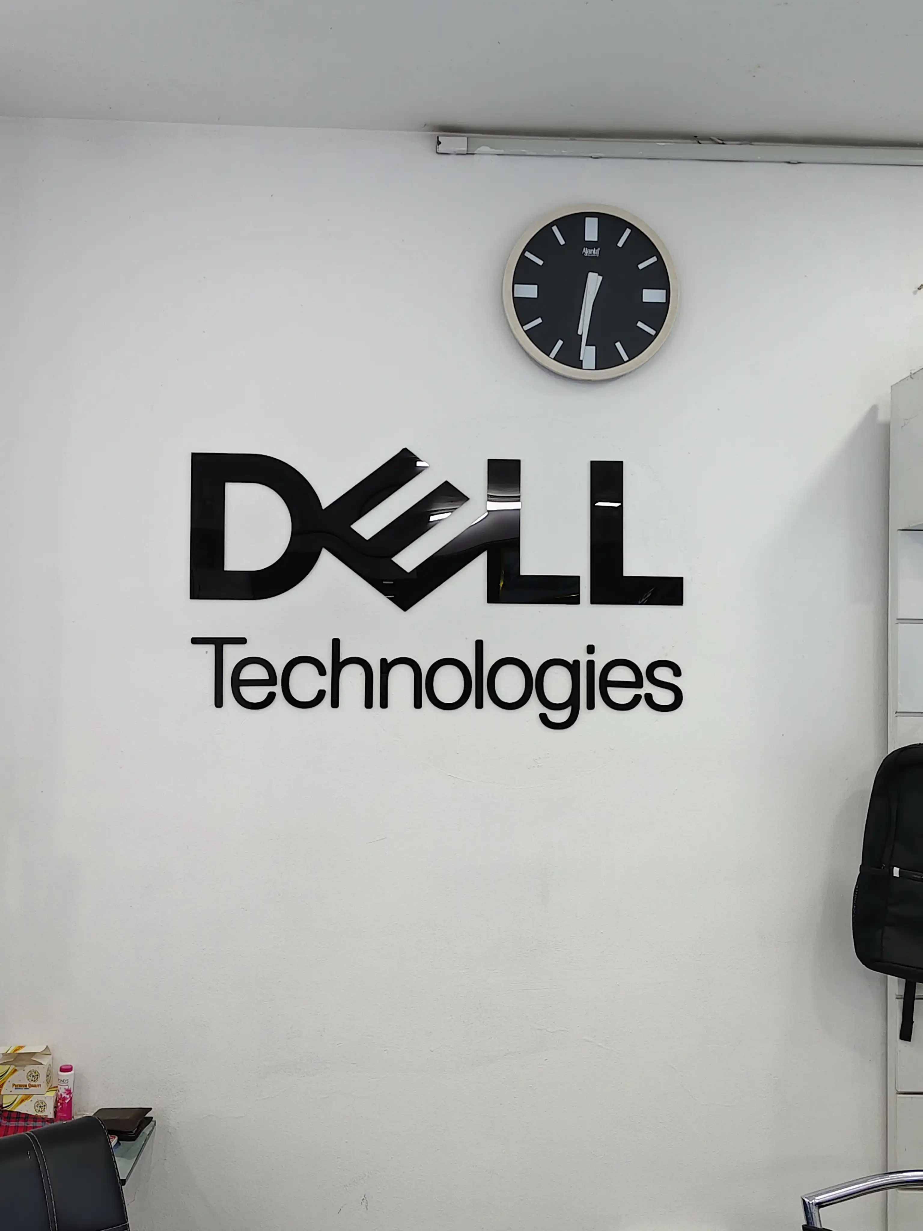 Dell Exclusive Store Savedi Road — photo 4