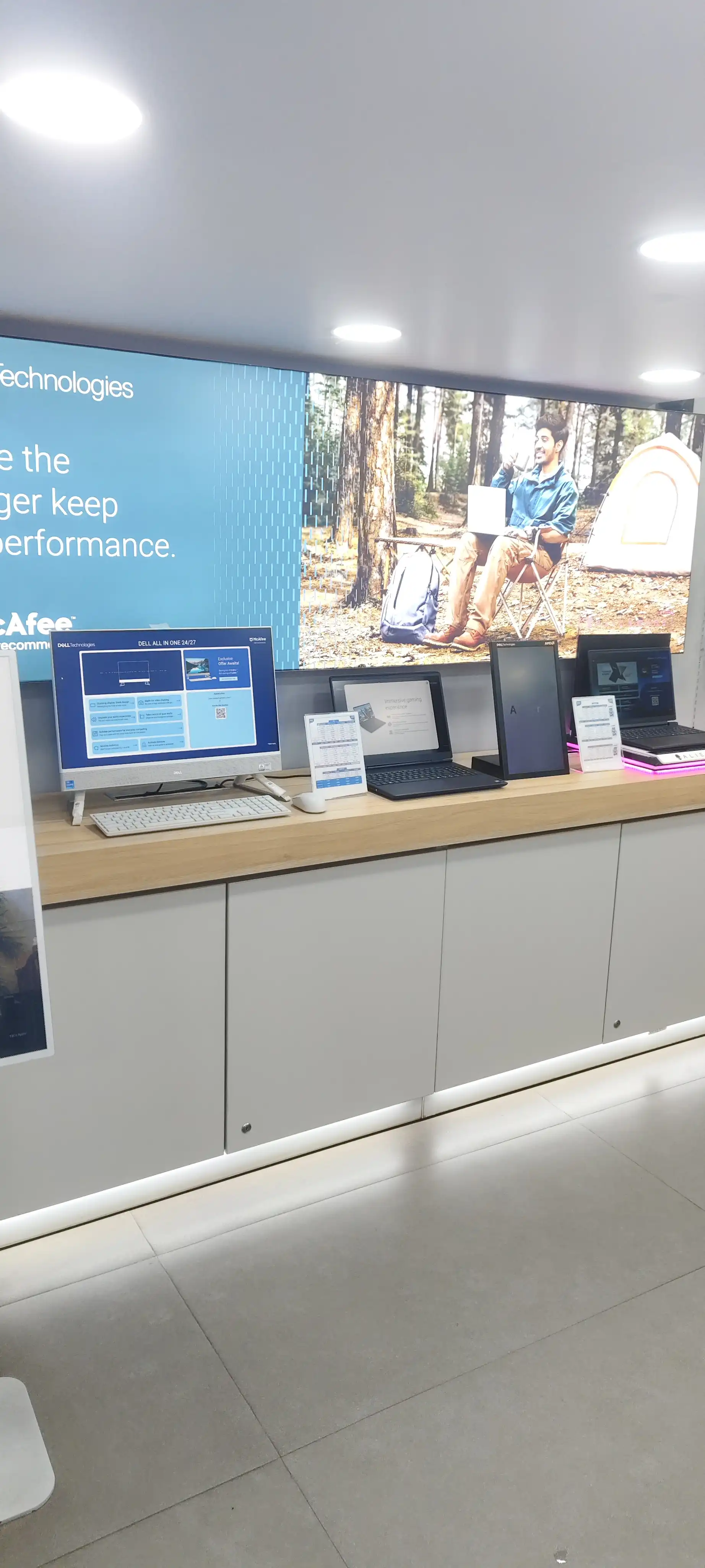 Dell Exclusive Store Sector 17, Vashi — photo 5