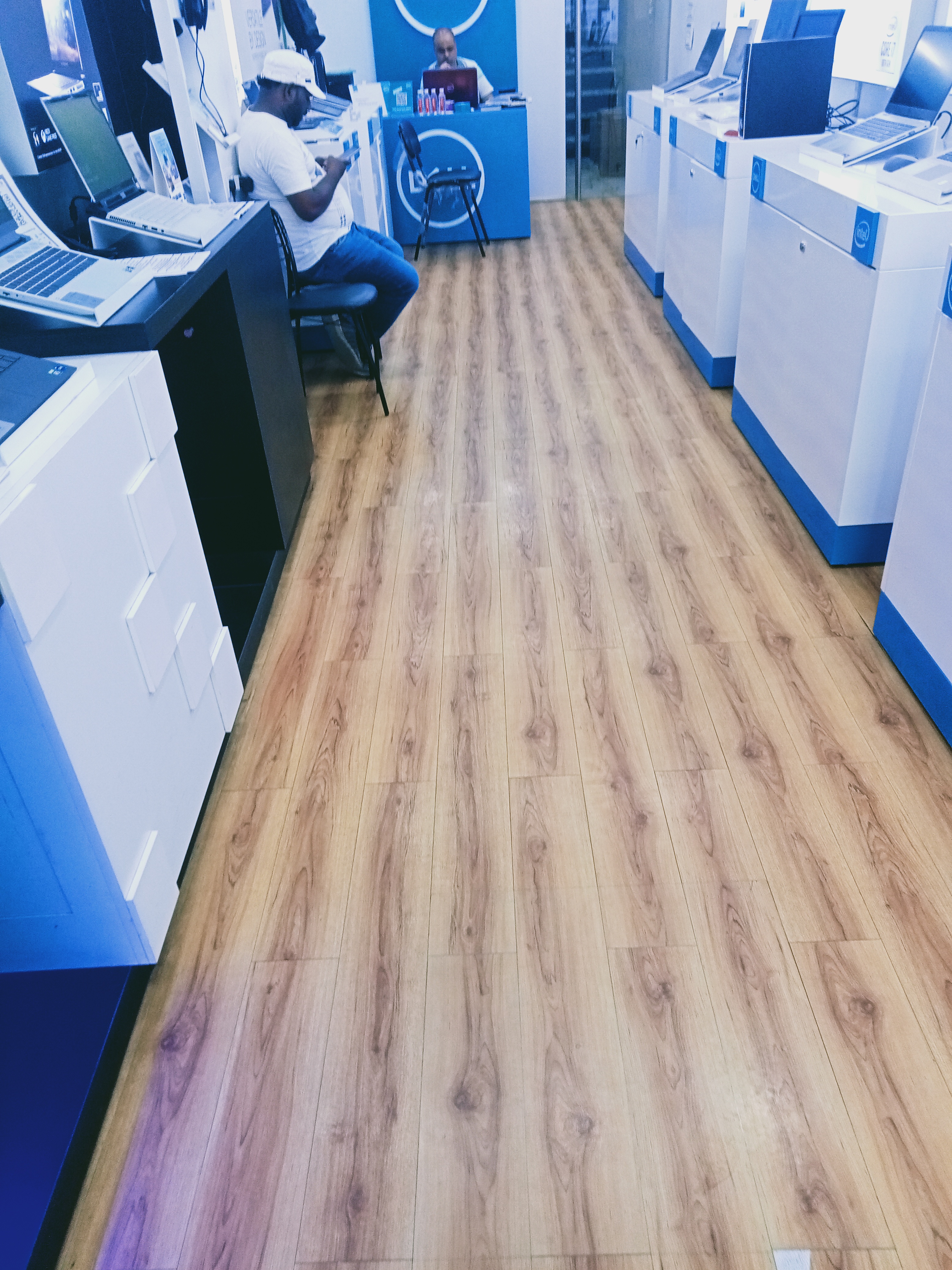 Dell Exclusive Store Ulhasnagar — photo 1