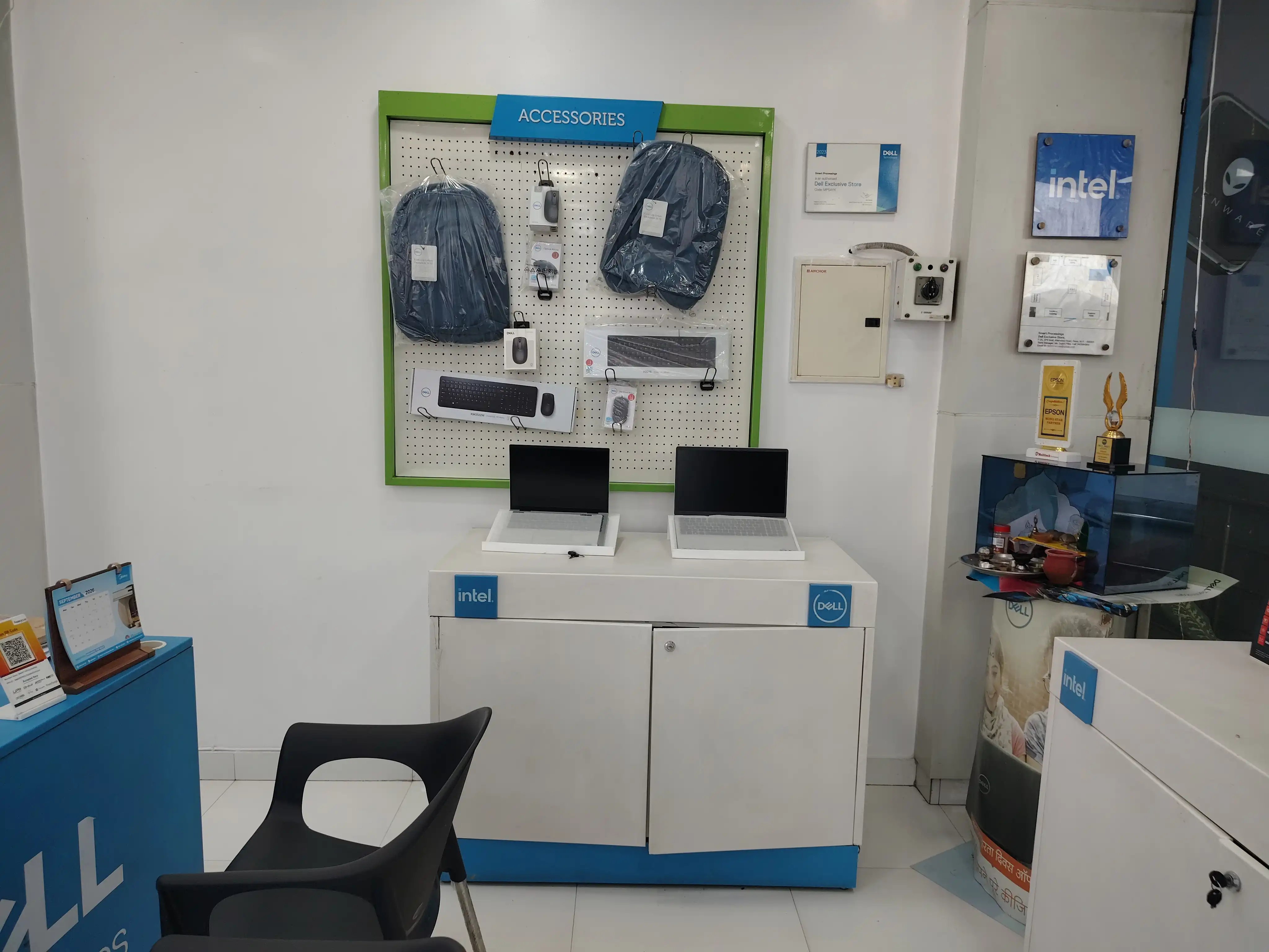 Dell Exclusive Store Rewa — photo 3