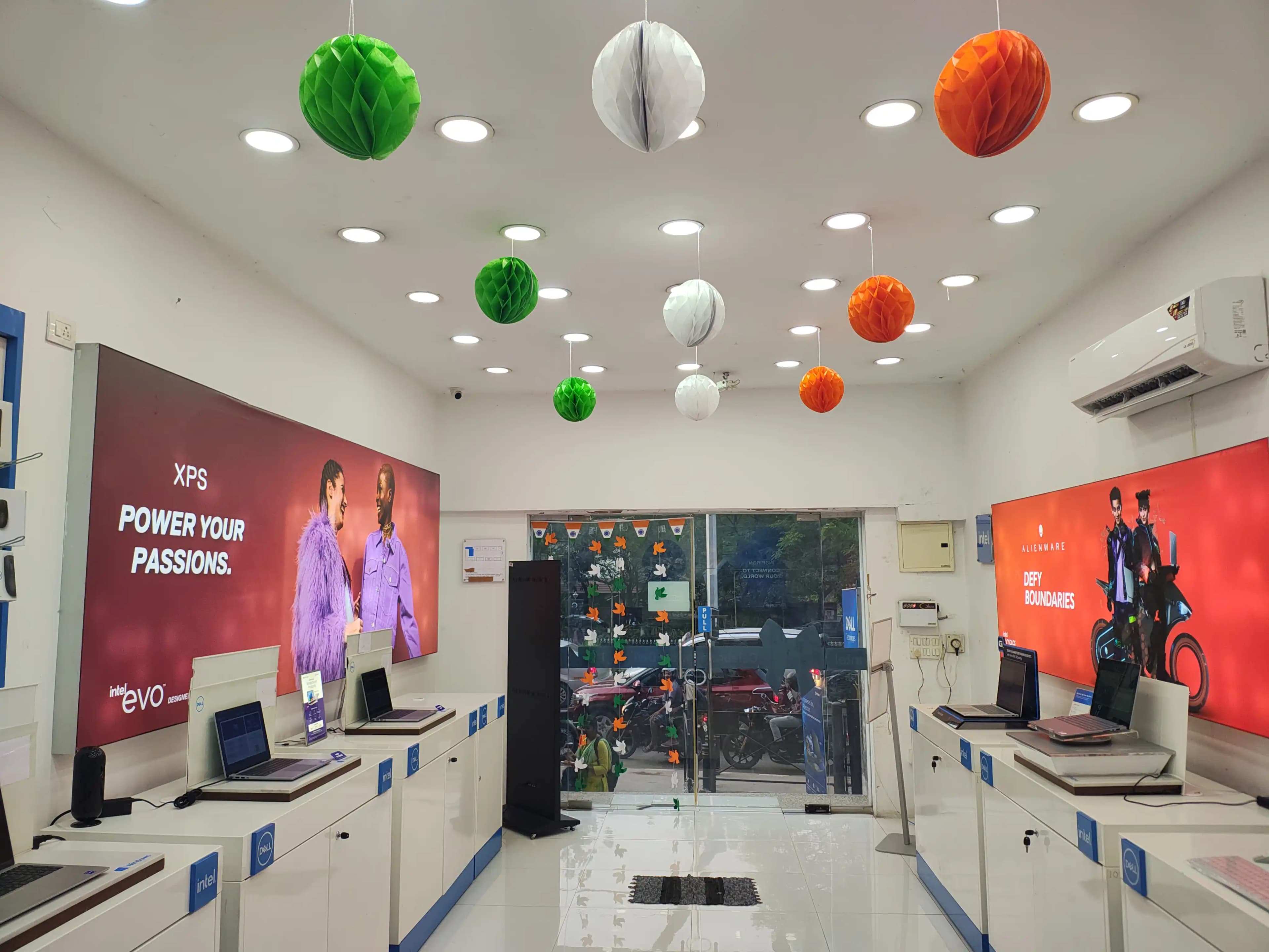 Dell Exclusive Store Adyar — photo 3