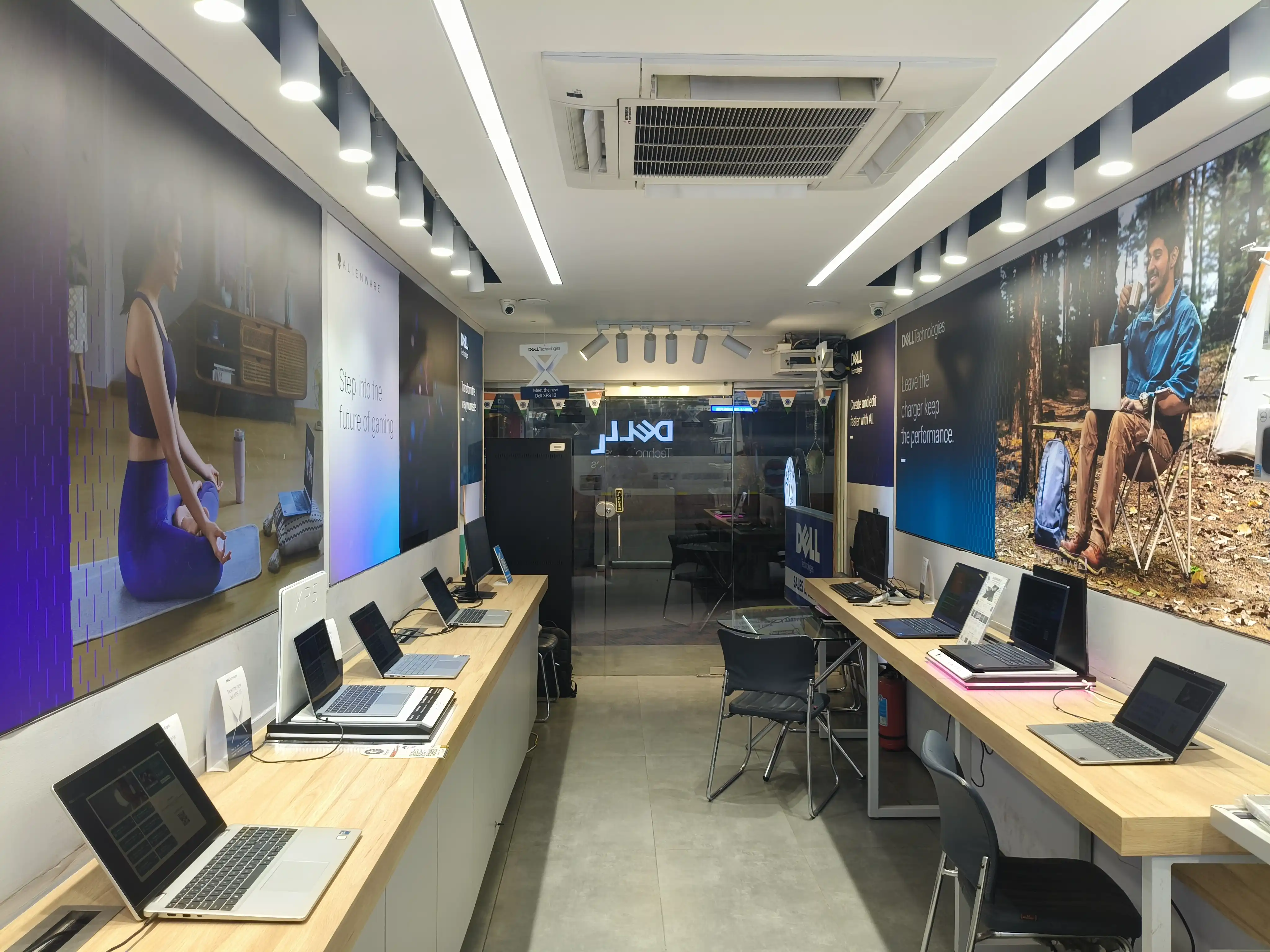 Dell Exclusive Store Ameerpet — photo 3