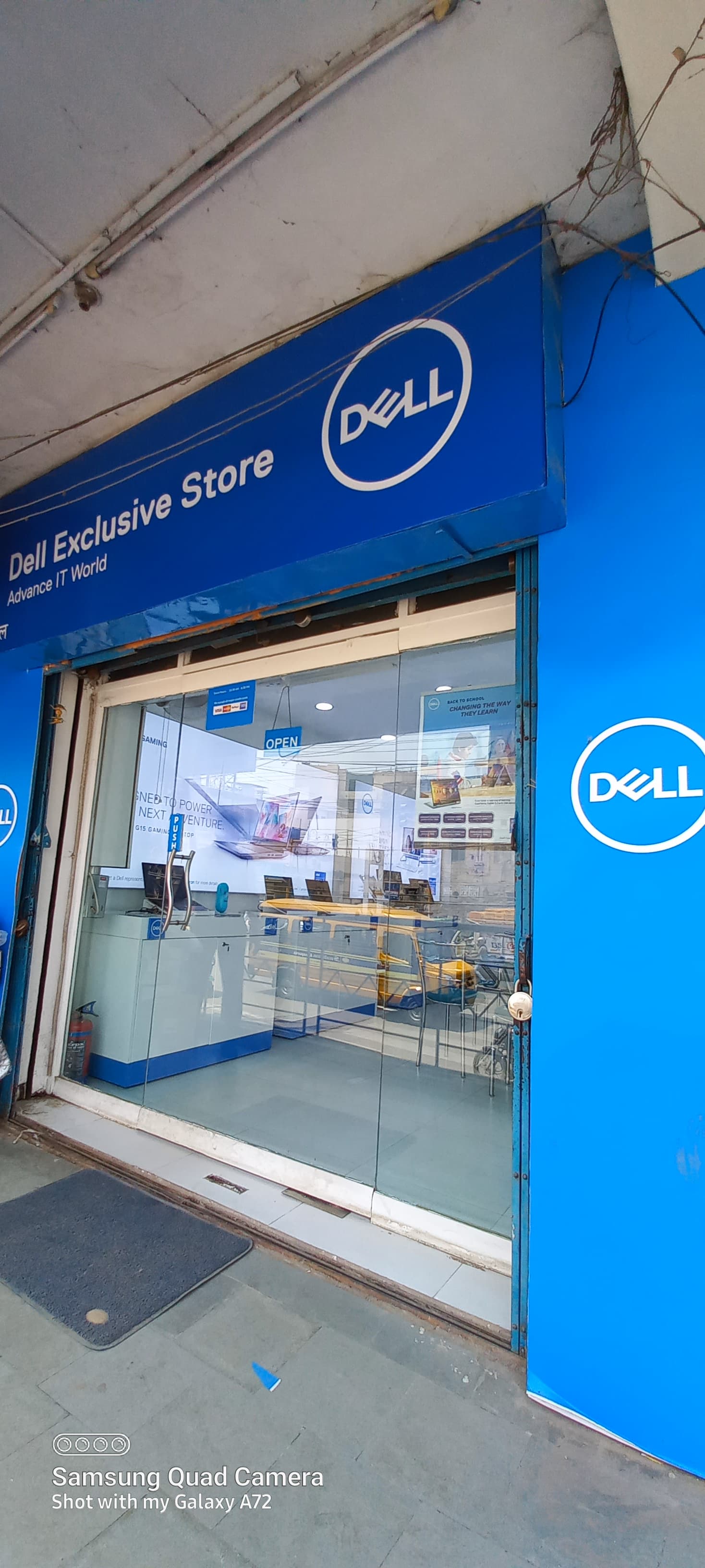 Dell Exclusive Store Sigra — photo 5