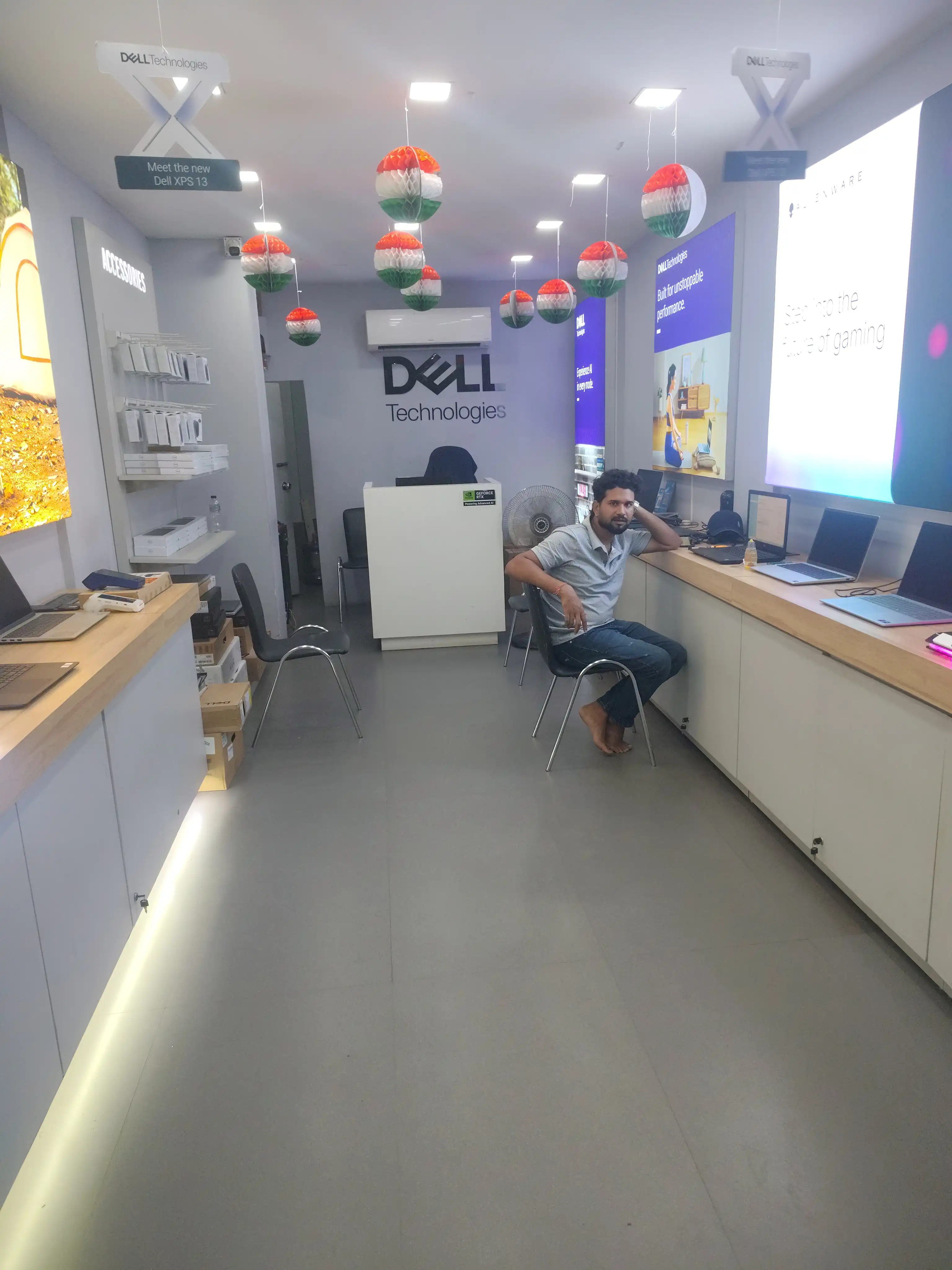 Dell Exclusive Store Kalighat, Kolkata — photo 2