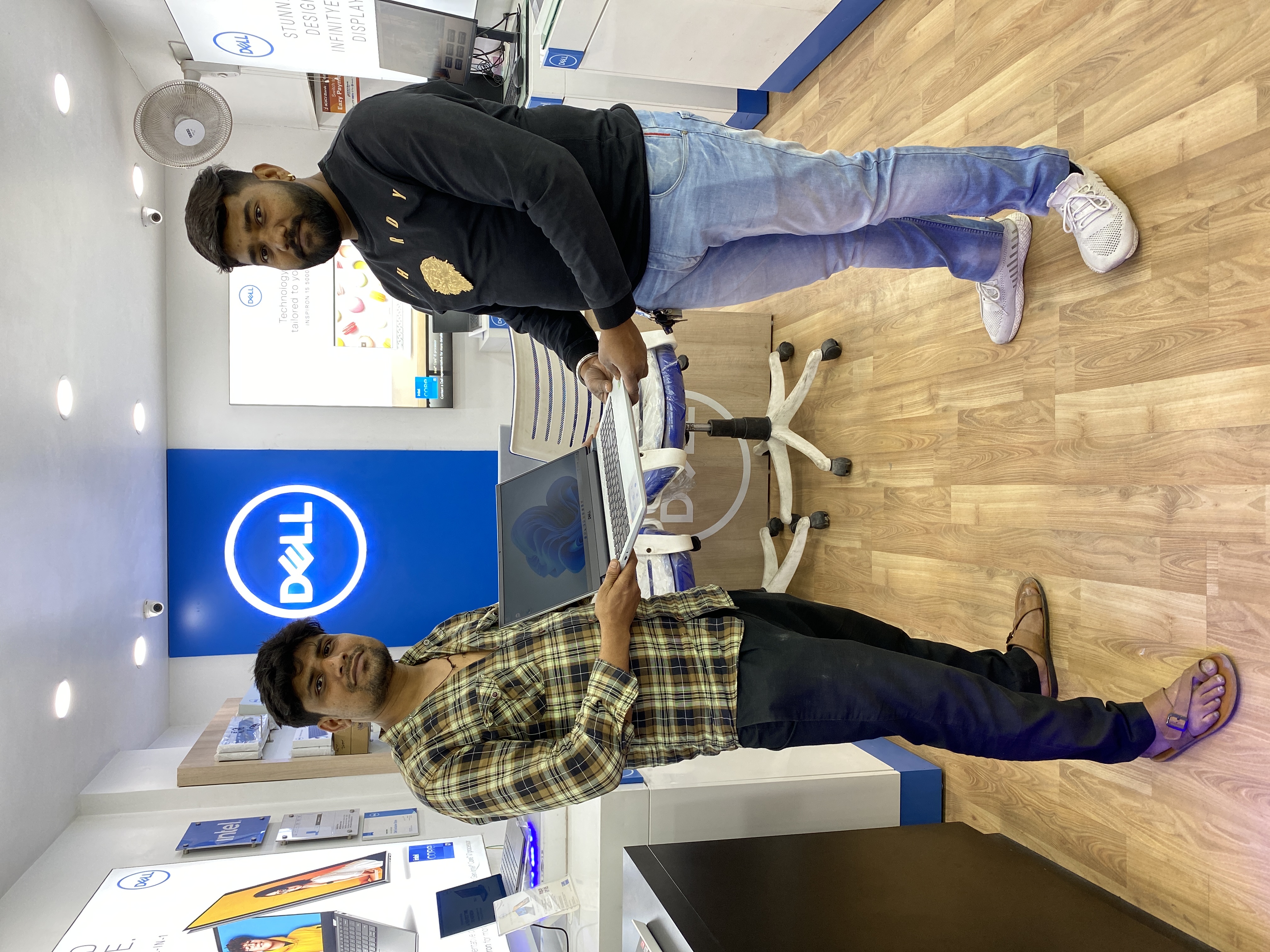 Dell Exclusive Store Laptop World, Agra — photo 4